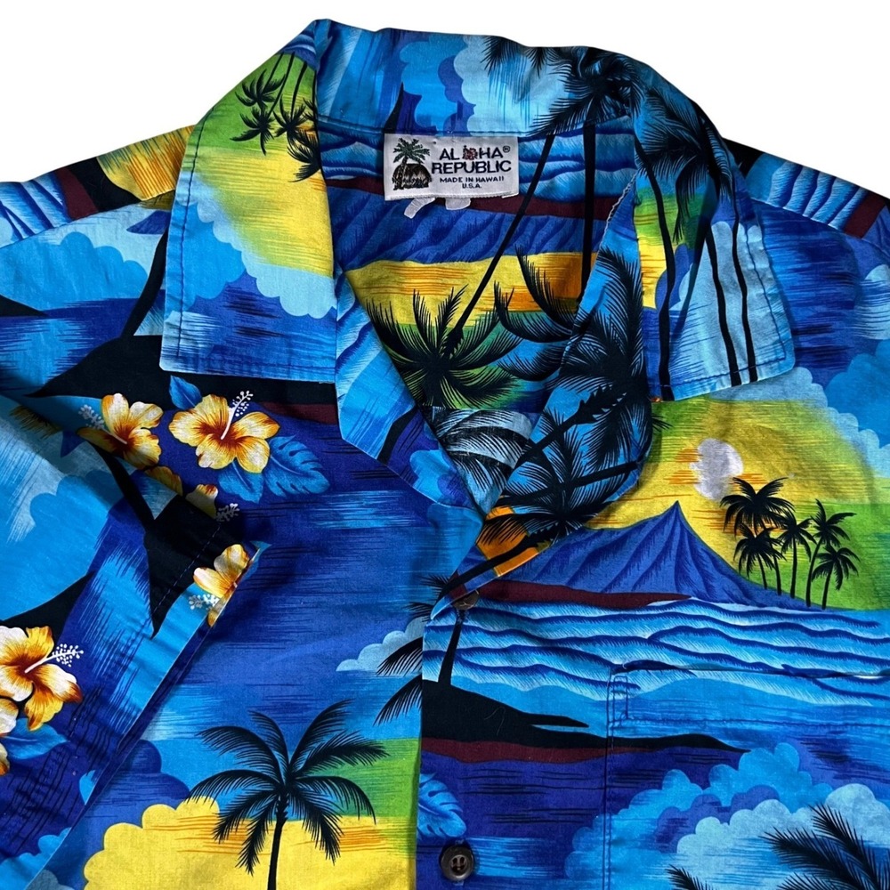 Aloha Republic Hawaiian Shirt Mens Medium Blue Tropical Palm Tree Sunset Cotton